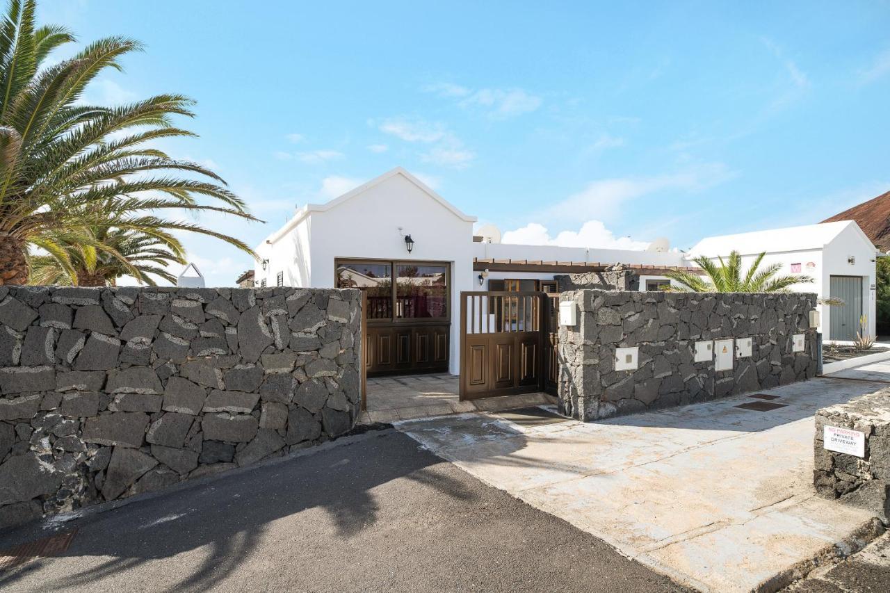 Villa Fernando Playa Blanca (Lanzarote) Exterior foto